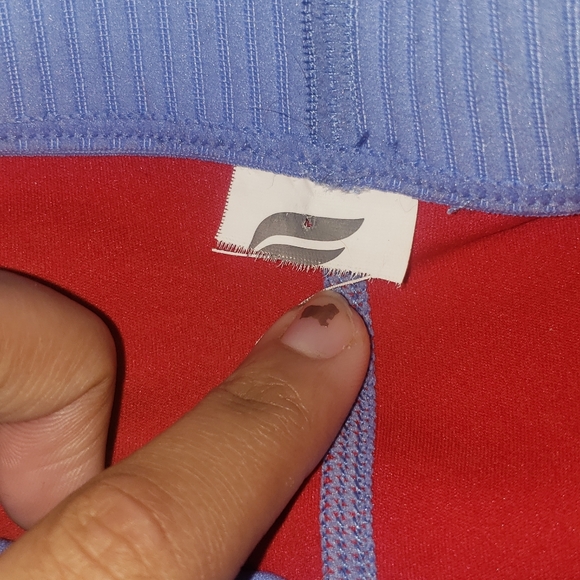 Fabletics x Madelaine Petsch - Picture 2 of 5